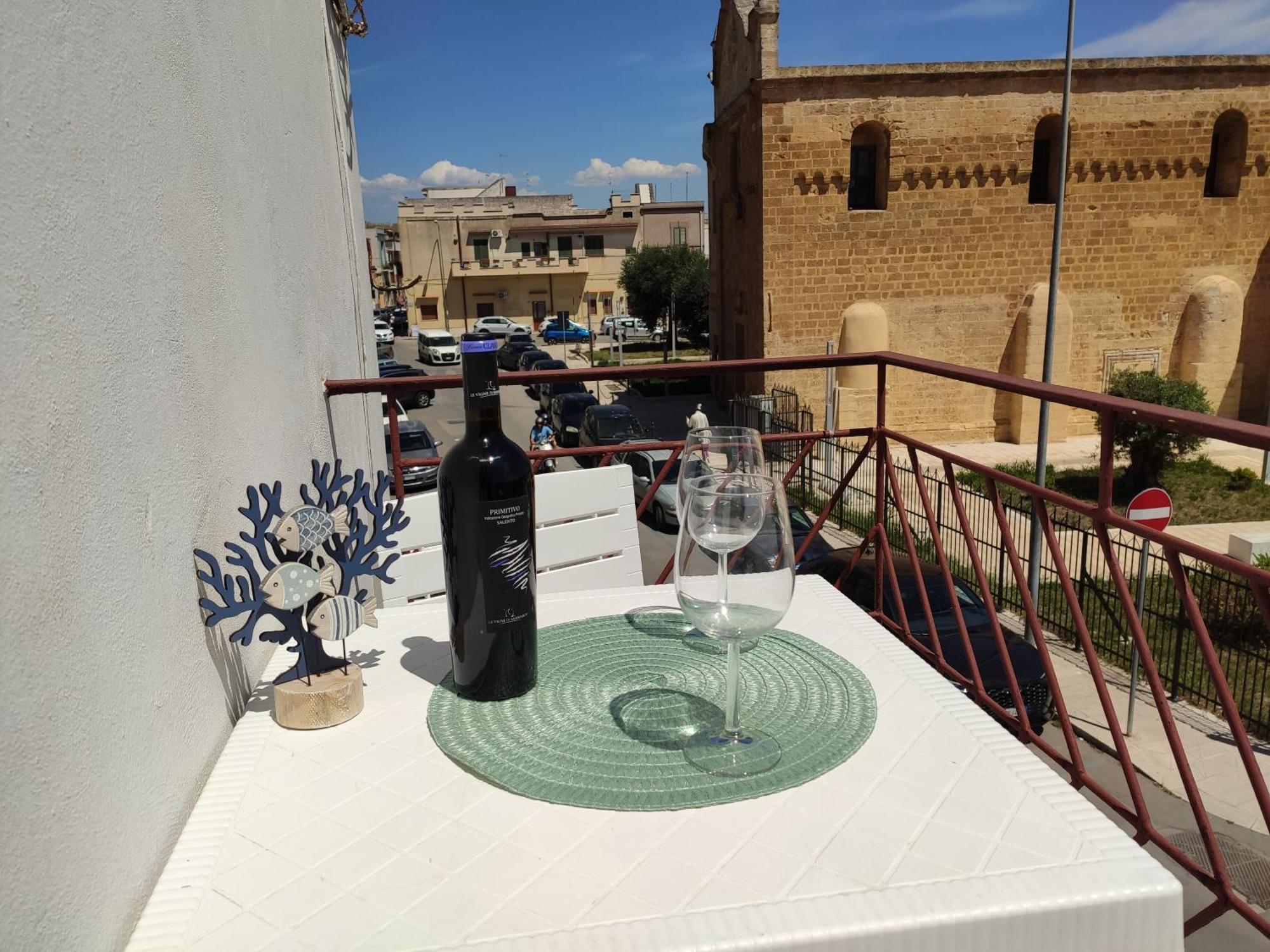 Tra Il Mare E Il Borgo - Pulsano Apartment Екстериор снимка