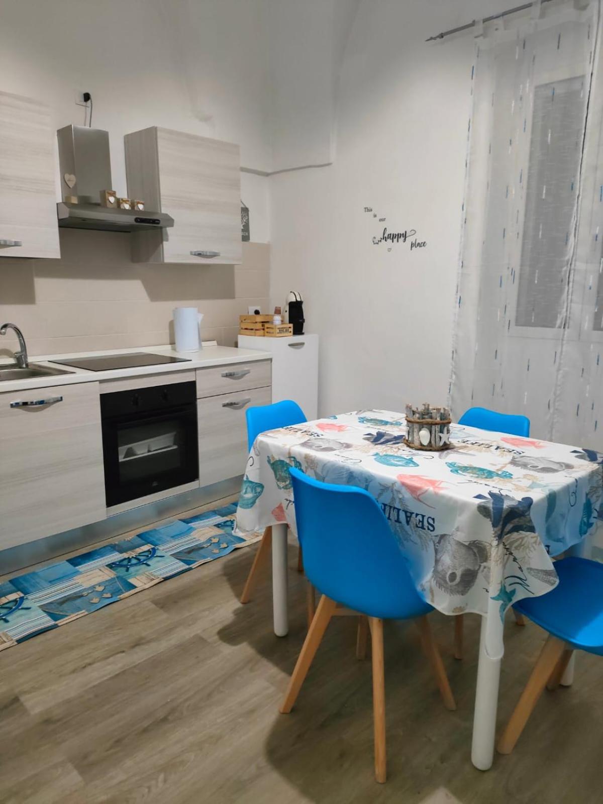Tra Il Mare E Il Borgo - Pulsano Apartment Екстериор снимка